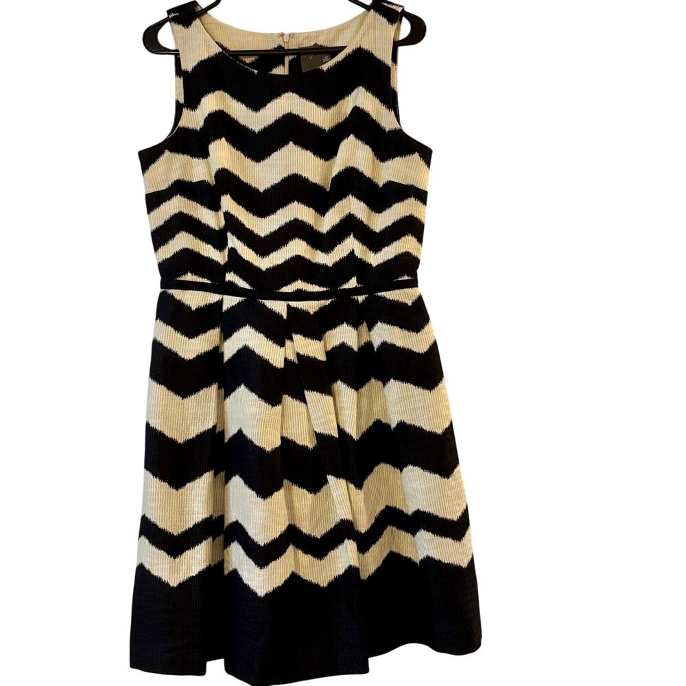 Taylor Black & White Chevron Sleeveless Dress with Pockets Size 10